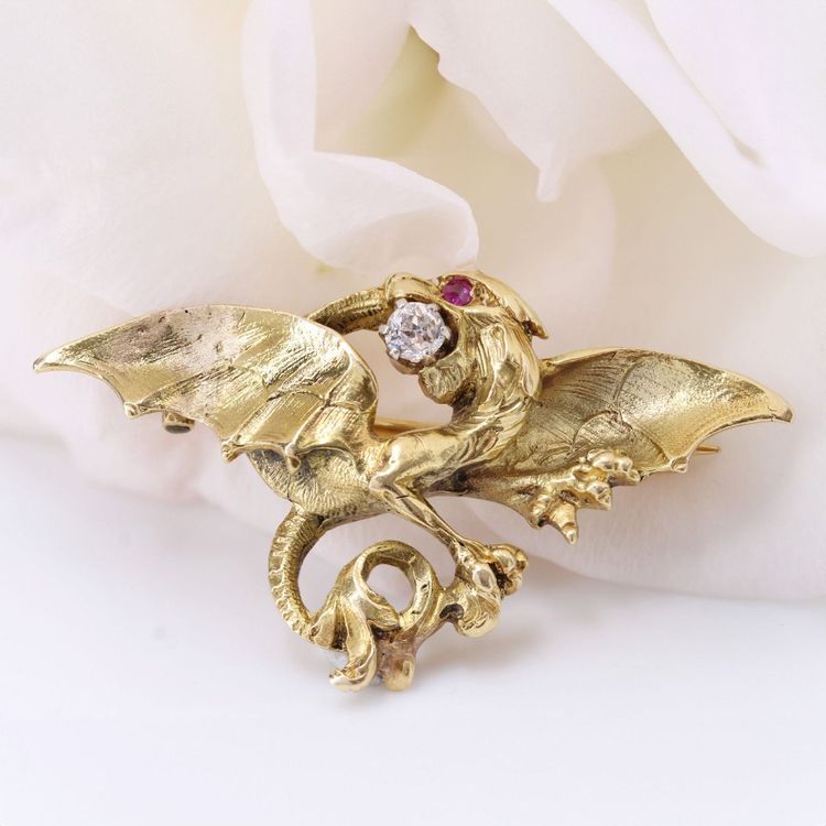 Spilla antica Chimera con diamanti e rubini