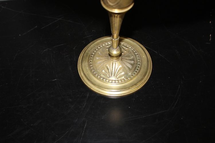 Paar bronzene Kerzenleuchter als Lampen montiert, um 1880