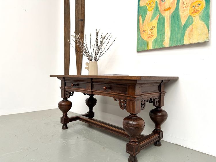 Neo-Renaissance desk in solid oak, circa 1900