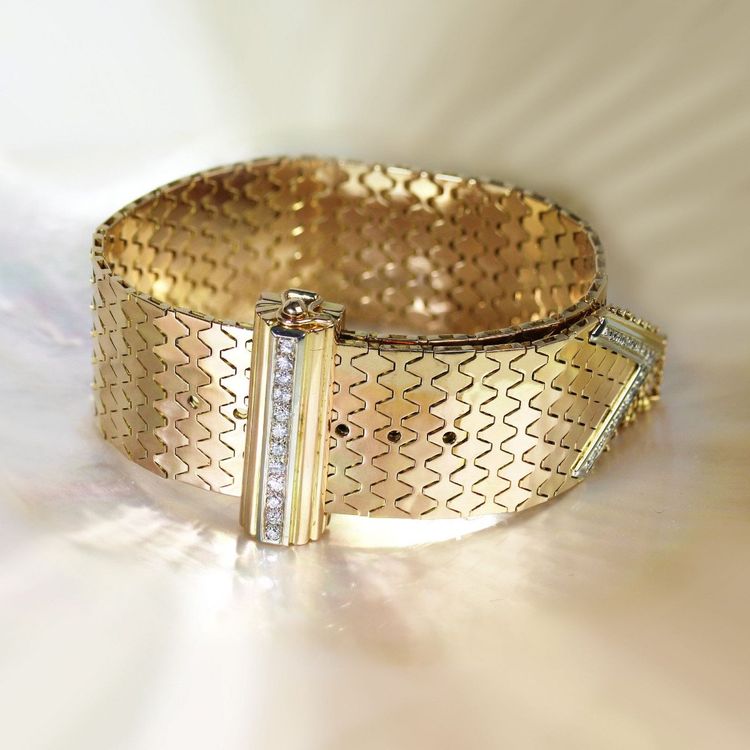 Bracciale con cintura in oro e diamanti retrò