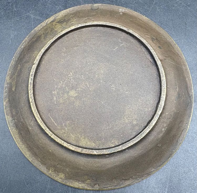 BRONZE POCKET EMPTYING
