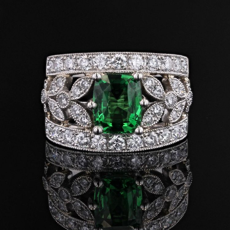 Bandring mit Tsavorit-Granat und Diamant