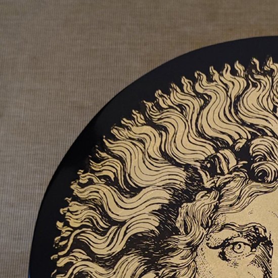 1970 Magnifique Table De Piero Fornasetti Représentant "Le Roi Soleil" (Louis XIV). Fabriqué en Italie