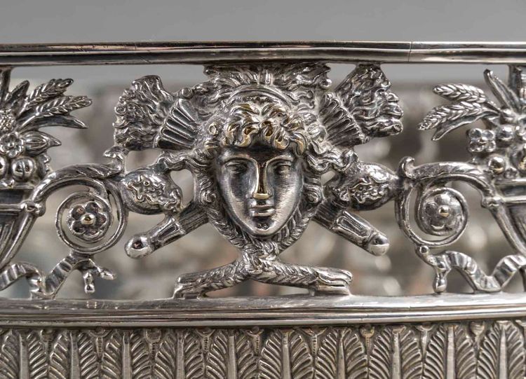 Surtout de style Empire XIXème siècle en métal argenté