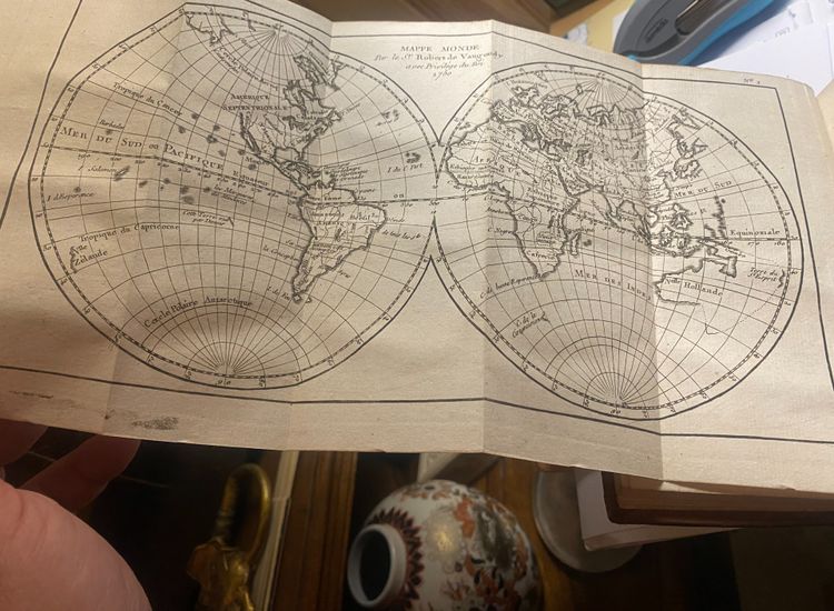 Schönes Buch mit gekürzter und einfacher Methode der Geographie von 1805. Gedruckt in Paris. Illustration von Karten XVIII