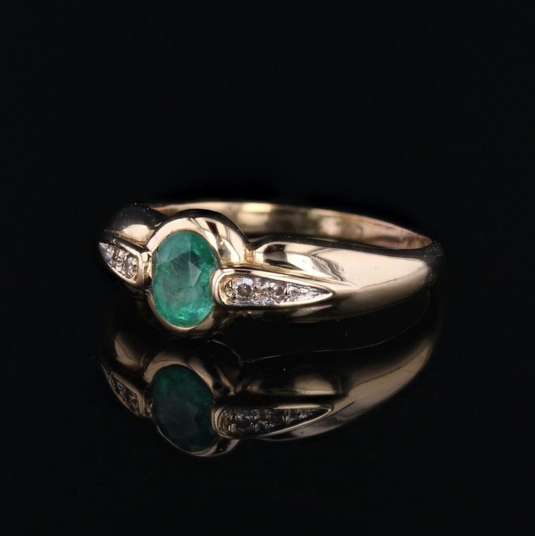 Emerald Diamond Ring Used