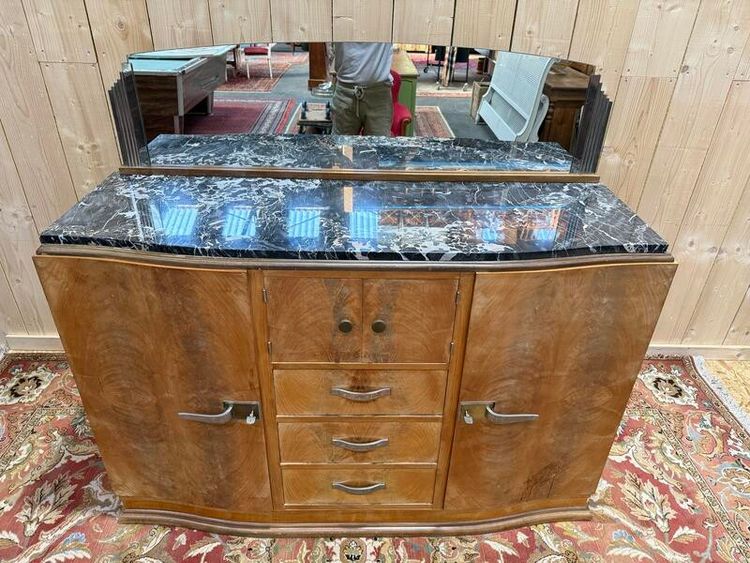 Niedriges Sideboard aus der Arr-Deco-Zeit mit Spiegel und Marmor