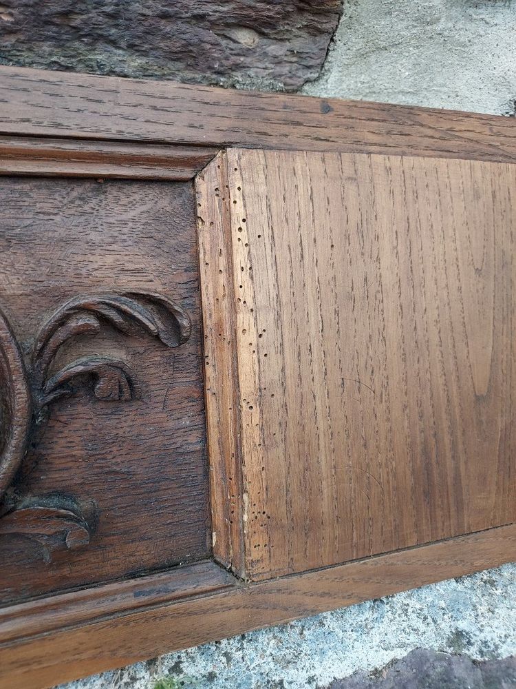 Fronton, Dessus De Porte En Bois Sculpté