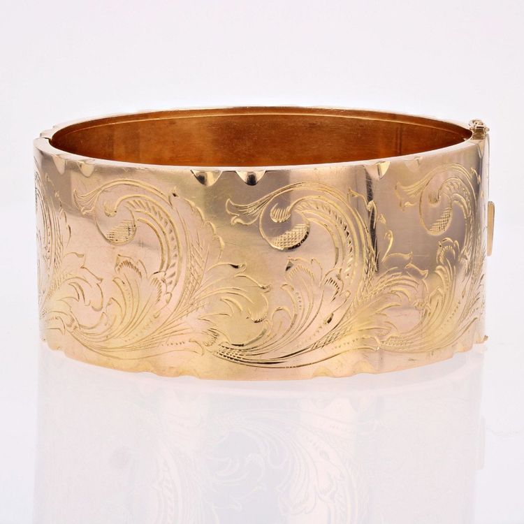 Großer gemeißelter Armreif aus Roségold