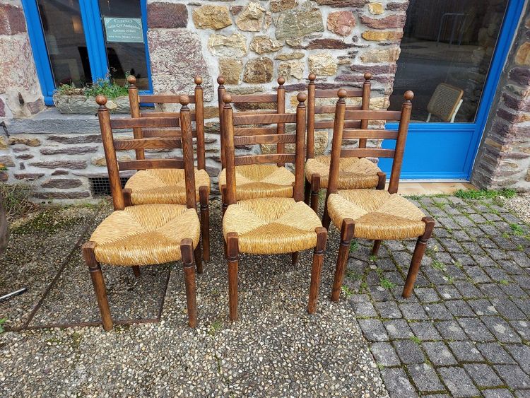 Set Von 6 Strohhalm Holzstühle