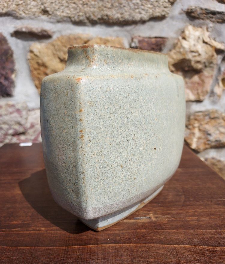 Vaso Citroen in gres smaltato di Pierre Culot (1938-2011)