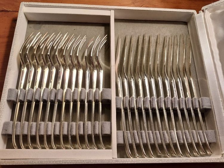 Ercuis Modernist Fish Service Horizon Model