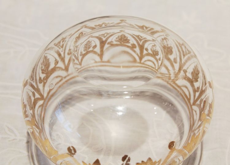 Vaso in vetro con decorazione in oro, metà XIX secolo