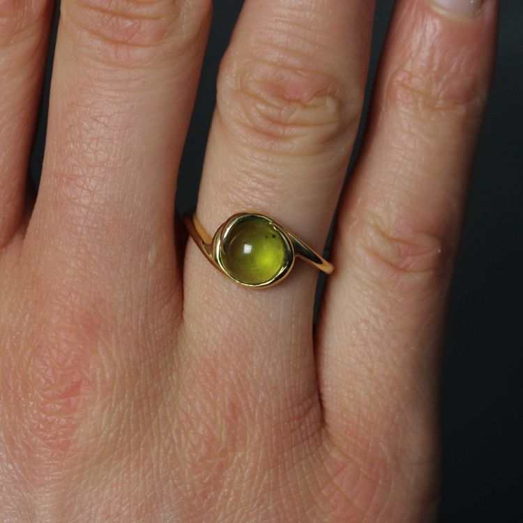 Bague Péridot Cabochon Or Jaune