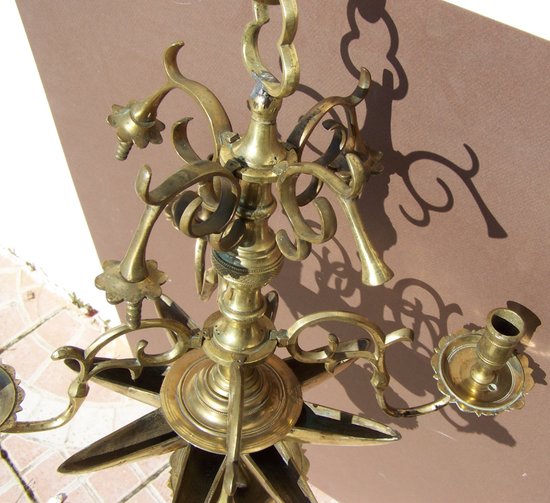 Jewish Shabbat lamp, Judenstern chandelier in bronze XVII th XVIII th.