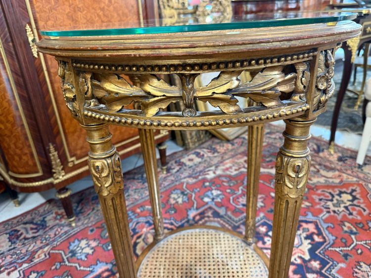 TABLE GUERIDON DE STYLE LOUIS XVI