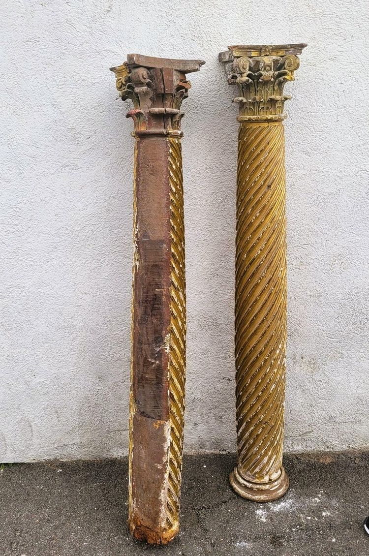 Pair of gilded and carved wood columns, 17th century