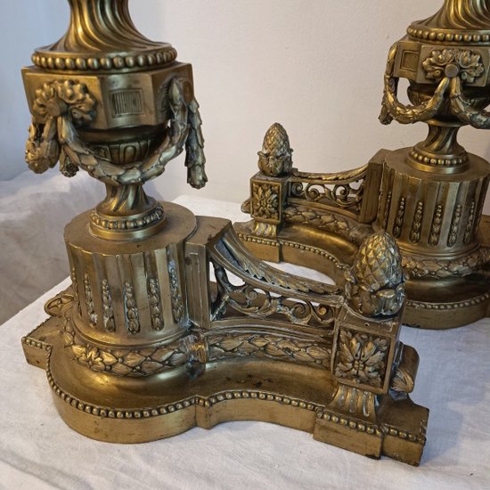 Pair of andirons - Louis XVI - Bronze - Late 19th century