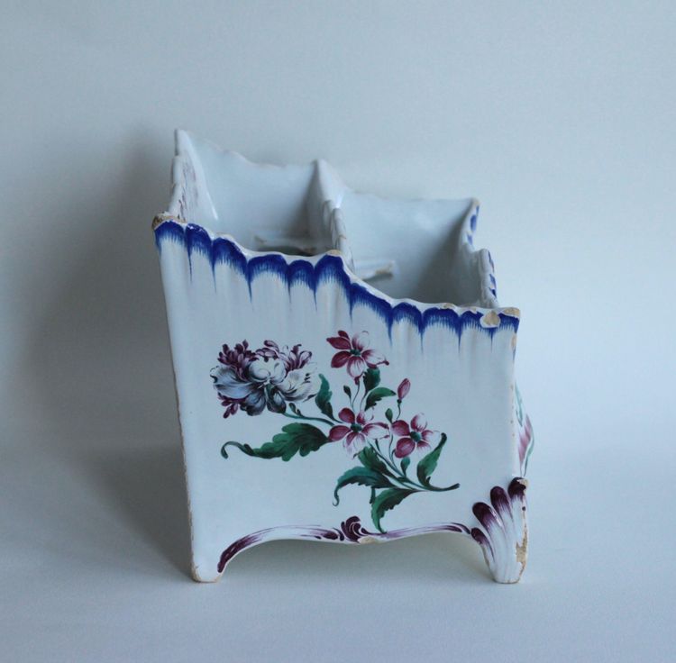18th-century Sceaux earthenware flower box.