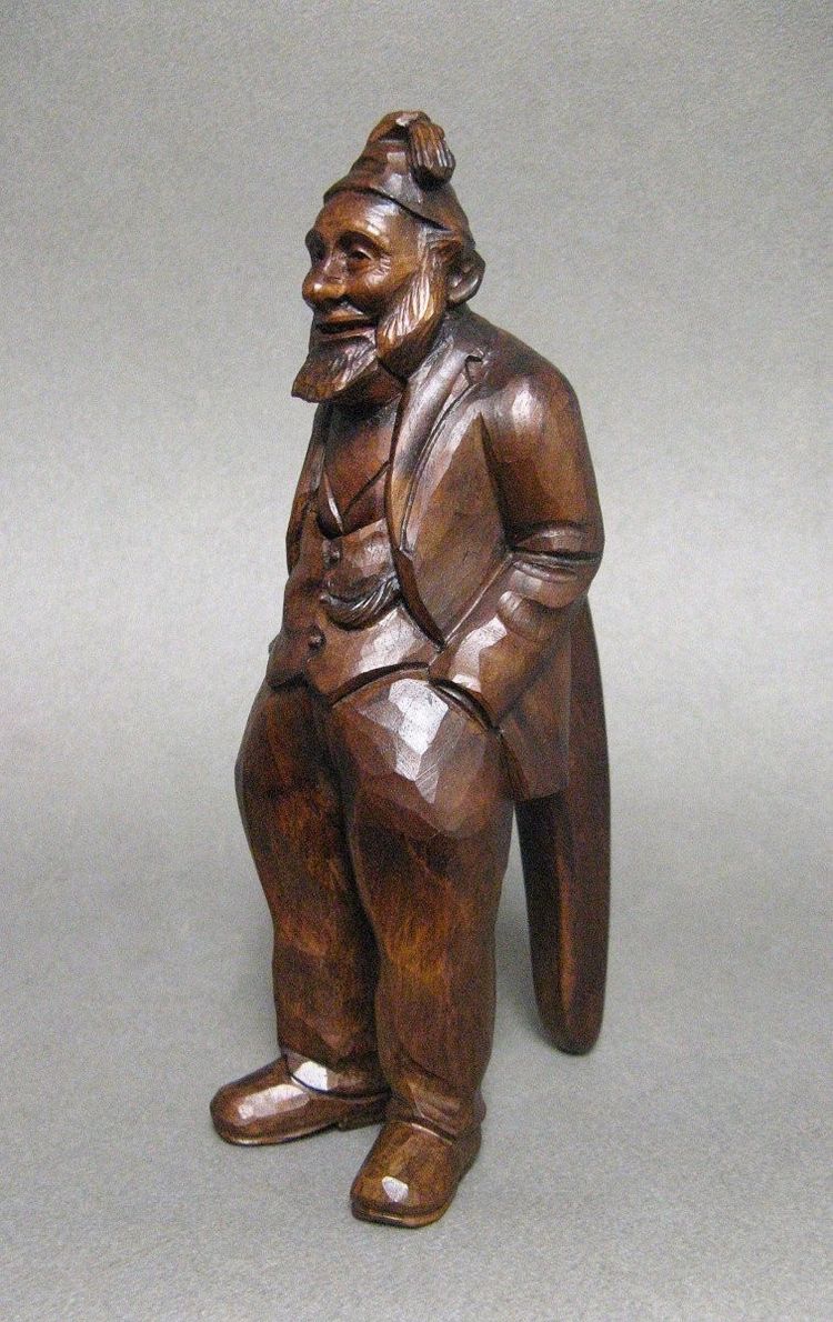 Casse Noix Noisette Sculpture Anthropomorphe Meunier.