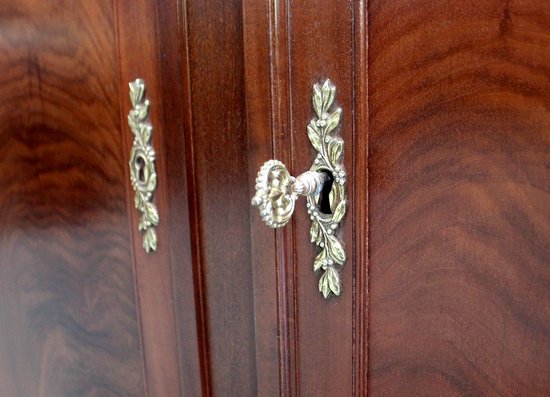 Louis XVI Sideboard in Cuban Mahogany and Flamed Marble - XVIIIth