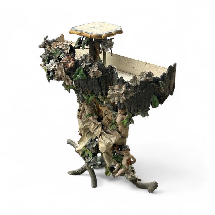 Importante jardinière de jardin d’hiver en bois et stuc polychrome d’époque fin XIXéme H 121 cm