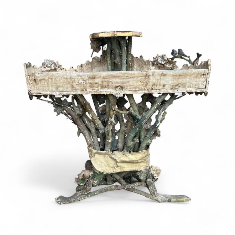 Importante jardinière de jardin d’hiver en bois et stuc polychrome d’époque fin XIXéme H 121 cm