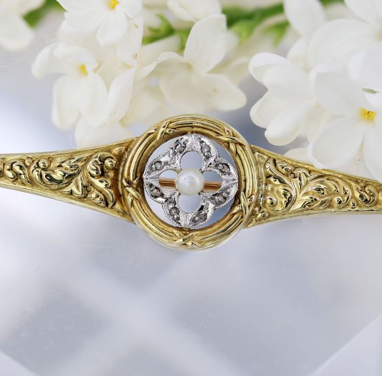 Alte Brosche mit Barrett aus feiner Perle und Diamanten