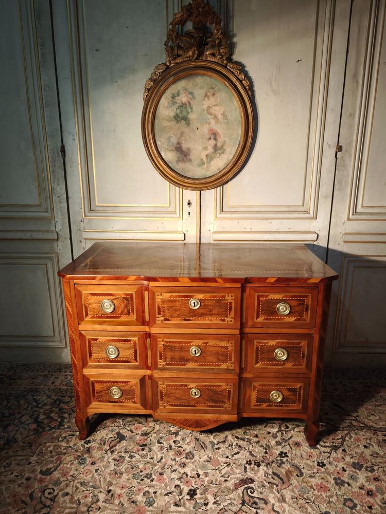 Commode d époque Louis XVI en marqueterie 19 ème 