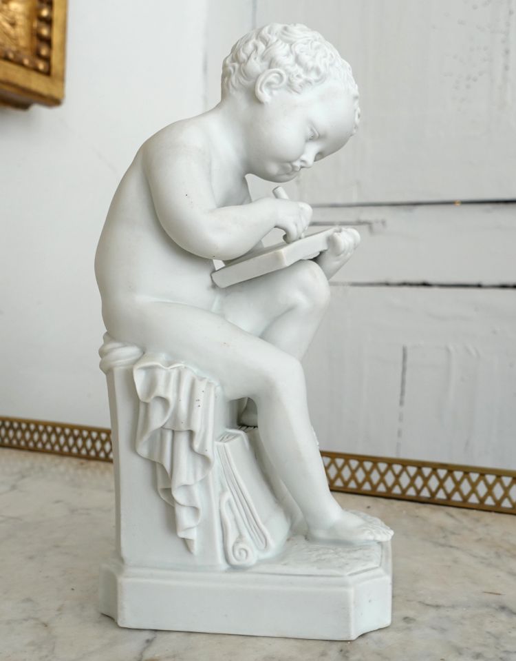 Putto, allegoria della scrittura in porcellana biscuit dopo Canova - Manifattura Samson