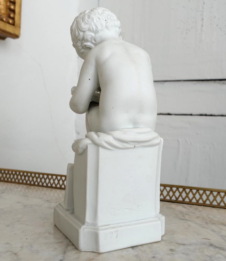 Putto, allegoria della scrittura in porcellana biscuit dopo Canova - Manifattura Samson