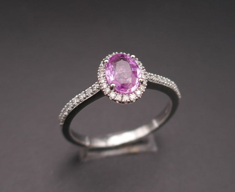 Pink sapphire ring, diamond-paved setting, 18-carat white gold.