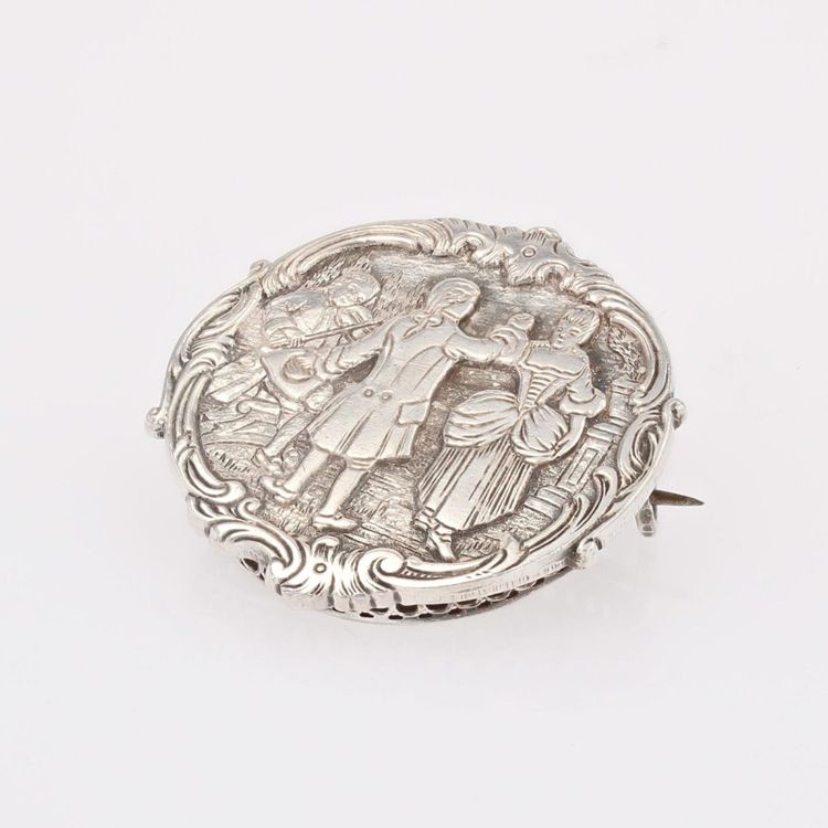 Broche en argent scène de danse baroque