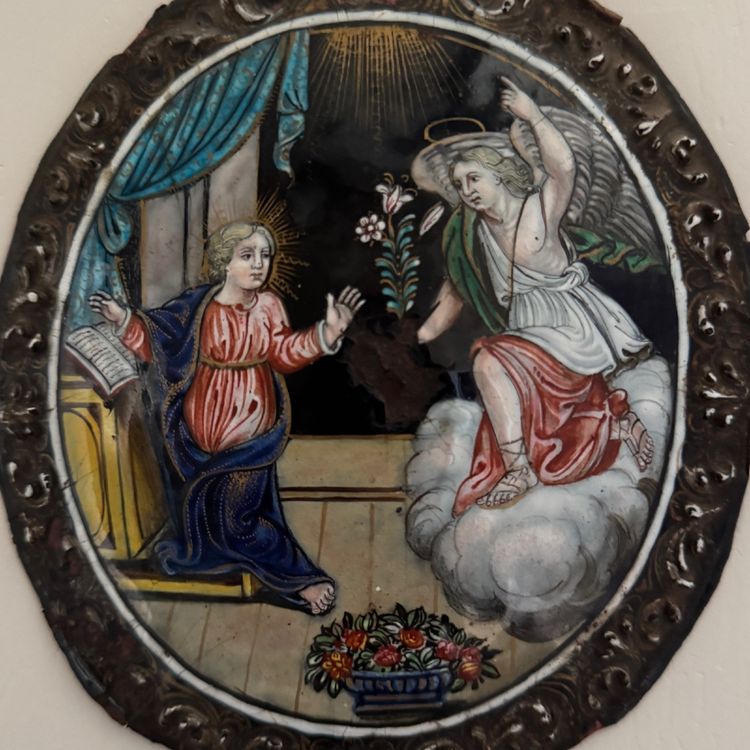Smalto di Limoges del XVII secolo raffigurante l'Annunciazione a Maria