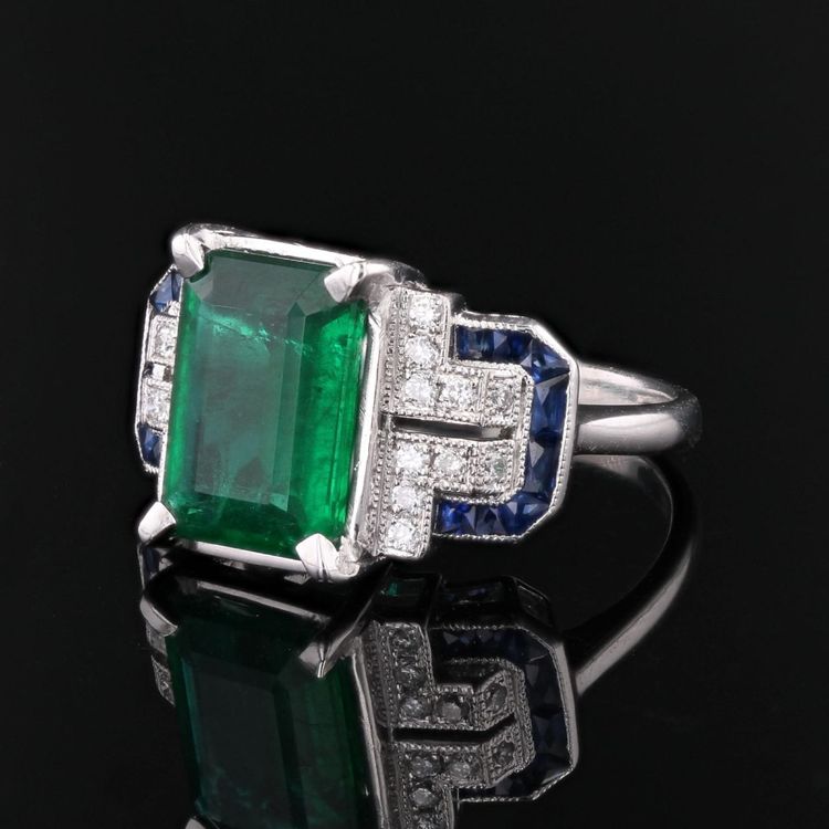 Bague émeraude diamants saphirs style art déco