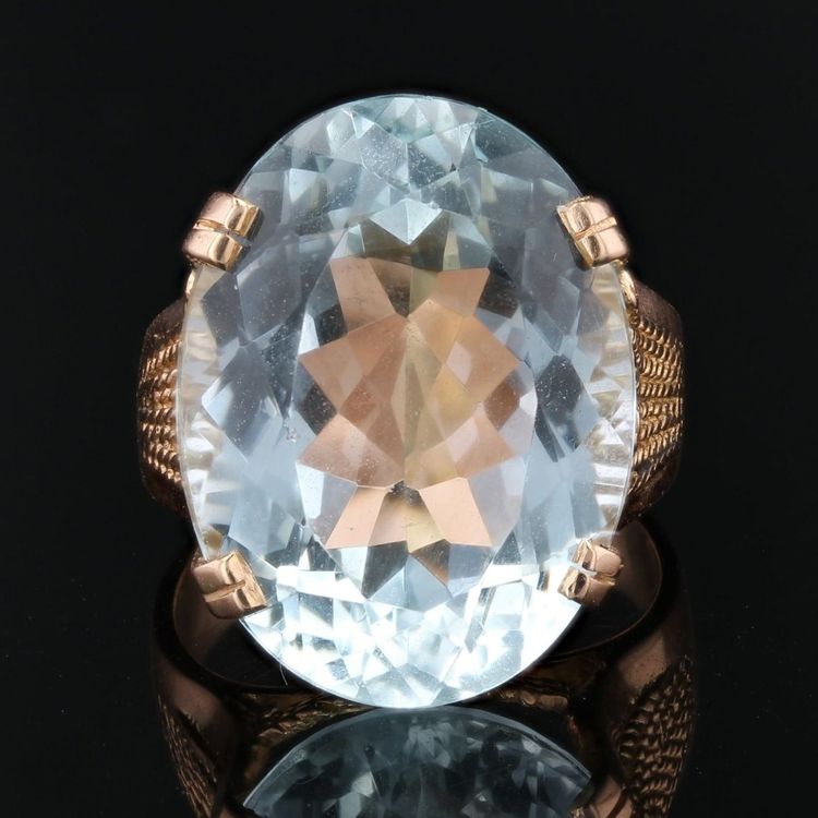 Anello d'oro rosa vintage con acquamarina