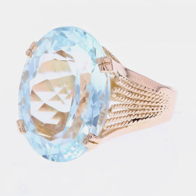 Anello d'oro rosa vintage con acquamarina