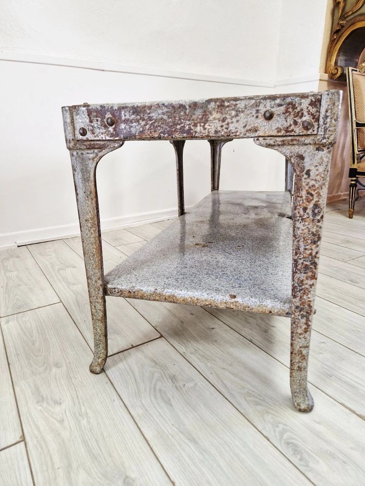 Table humide de boucher Richmond de style industriel vintage