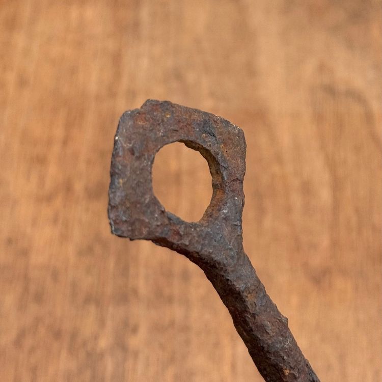 Clé Haute Époque en fer forgé