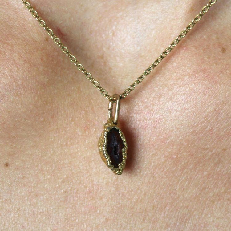 Anhänger aus Achatgeode