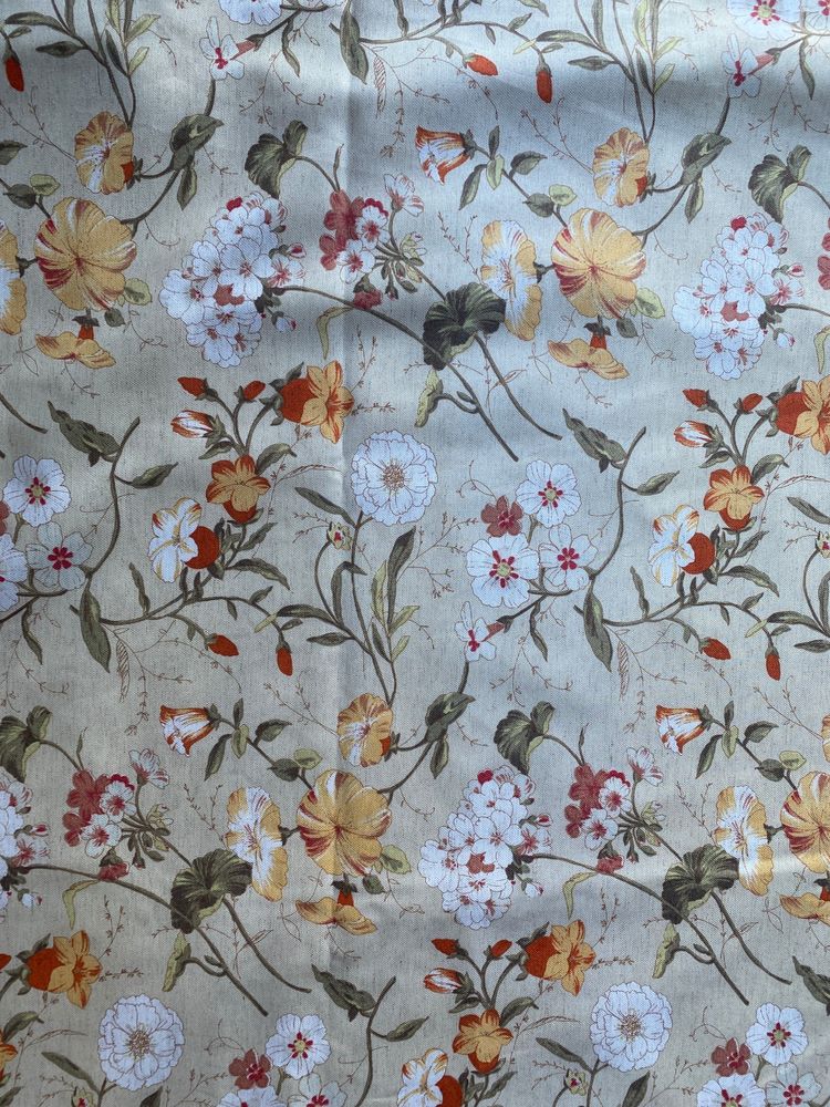 Paire de rideaux en coton et lin à motif floral – XXᵉ siècle