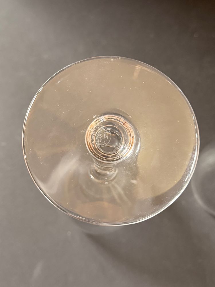 Baccarat - Paar Stielgläser - Modell Saint Rémy