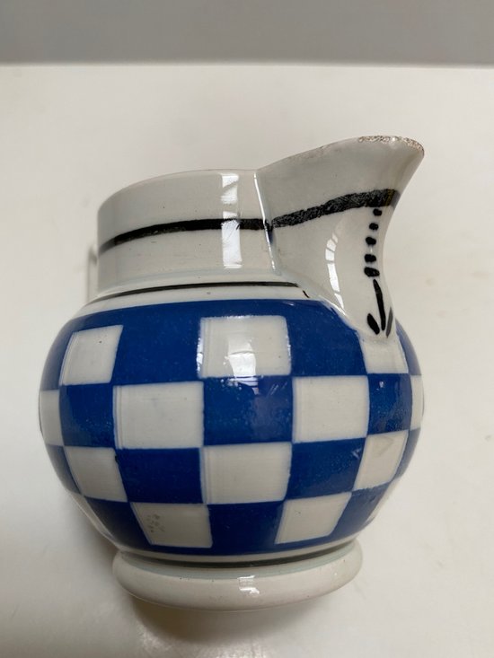 Cream pot in opaque porcelain called English VIEILLARD BORDEAUX