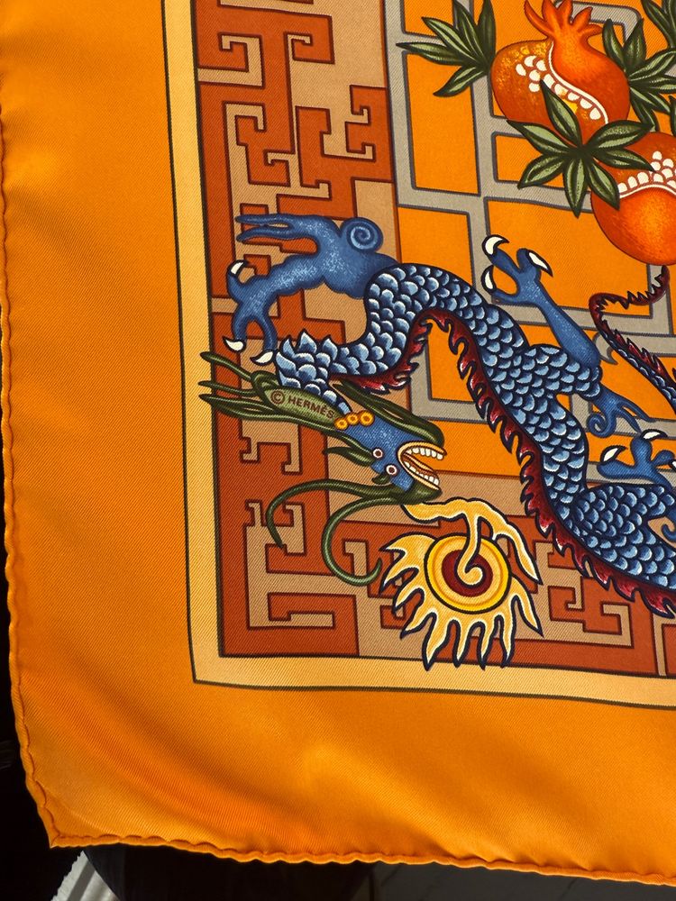 Hermès silk scarf Model Turandot Natsuno Hidaka
