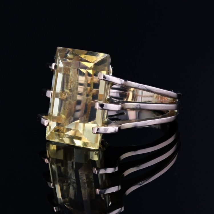 Bague or rose citrine sertie à griffes