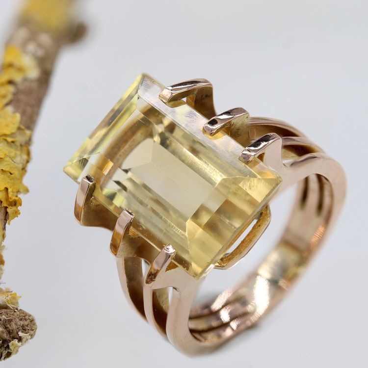 Bague or rose citrine sertie à griffes