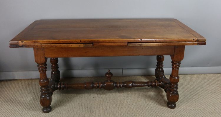 Louis XIII style table with extensions