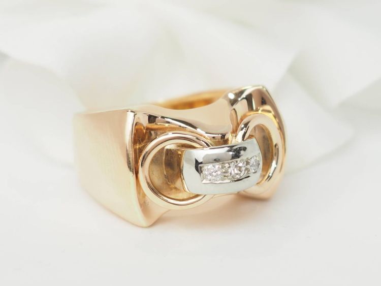 Anello Tank in oro rosa e diamanti