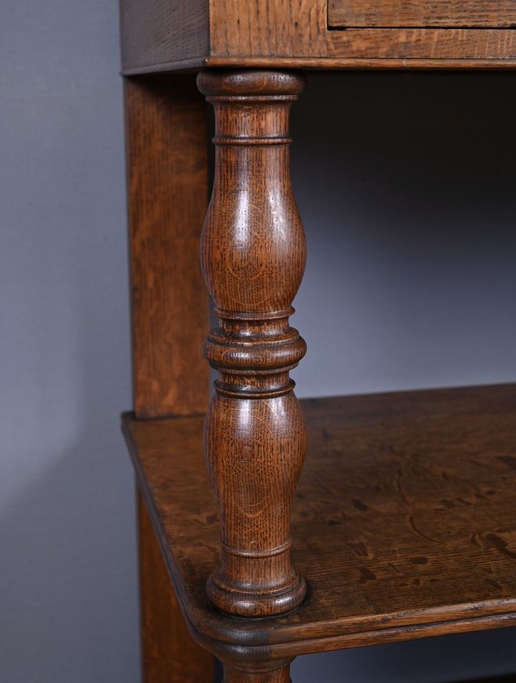Sideboard aus Eiche, Stil Louis-Philippe – Ende des 19. Jahrhunderts
