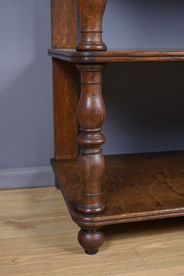 Sideboard aus Eiche, Stil Louis-Philippe – Ende des 19. Jahrhunderts